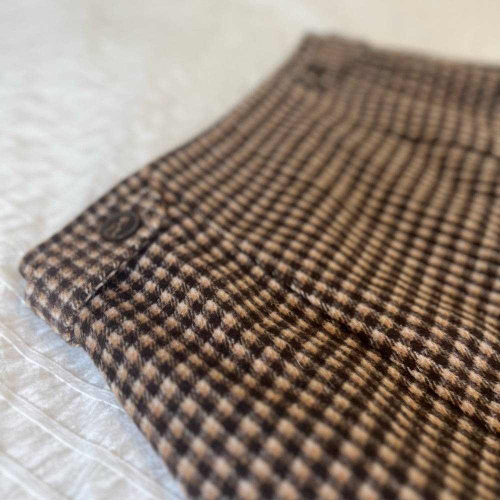 Professional mini skirt medium altr’d state buttons